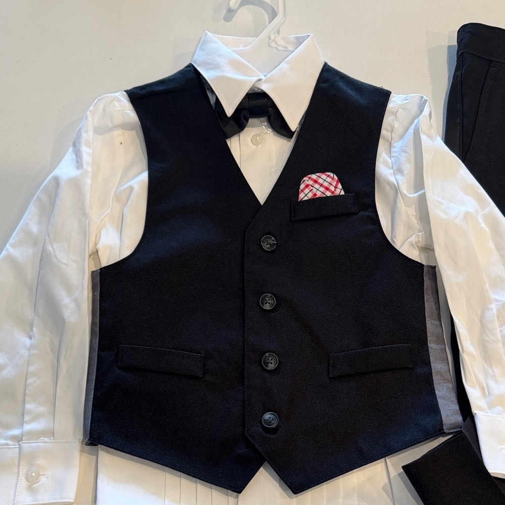 Boys Size 5T Formal Outfit Set – Vest, Dress Shirt & Bow Tie (NWT)